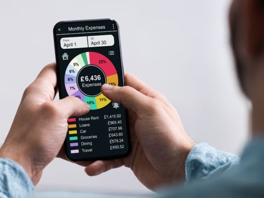 7 Best Budgeting Apps of 2025 in the UK to Track Your Money