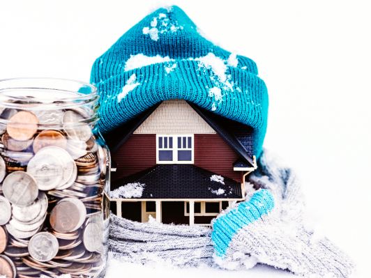 3 Best Ways to Save Money This Winter (2024 Guide)