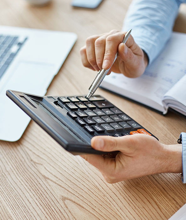 How We Calculate Interest on a Line of Credit?