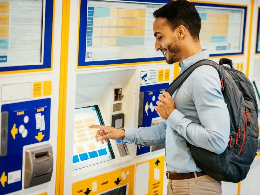 10 Best Ways To Save Money On Train Tickets in the UK