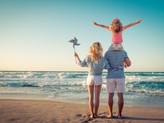 6 ways to save money for your summer holidays | Drafty