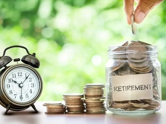 How To Retire Early with Little Money In The UK?