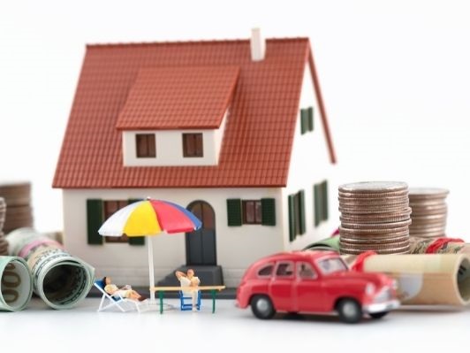How Much Money Do You Need To Live Comfortably in the UK?